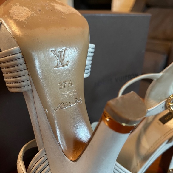 Louis Vuitton Cambronne cross sandal - EU 37 1/2 - Picture 4 of 6